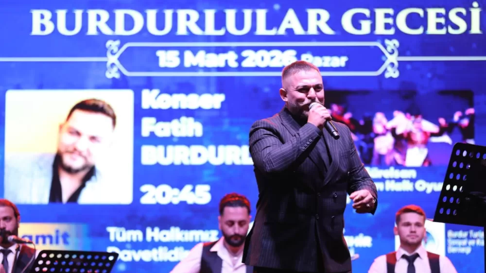 Antalya Cam Piramit'te Karadeniz ve Burdur rüzgarı esti