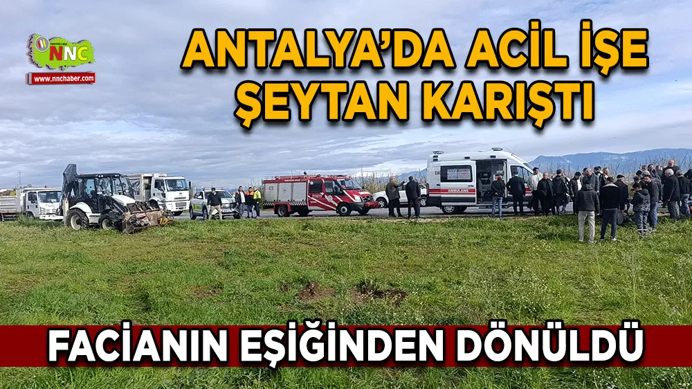Antalya'da çöp kamyonu ile kamyonet çarpıştı!