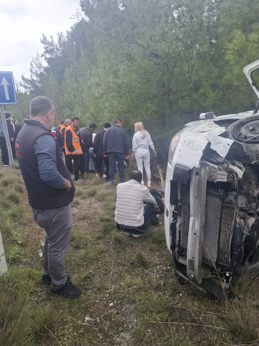 Manavgat   Akseki yolunda kaza 1 ağır 6 yaralı 