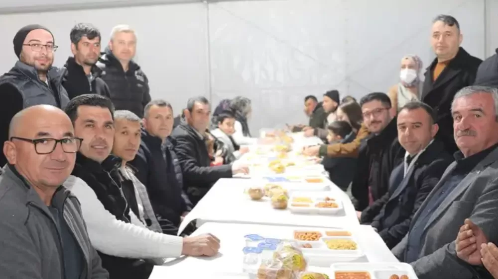 Bucak Belediyesi'nde Personelle İftar Buluşması