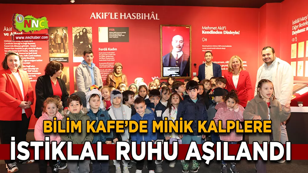 Burdur MAKÜ'de minik öğrencilere yönelik özel İstiklal Marşı etkinliği düzenlendi