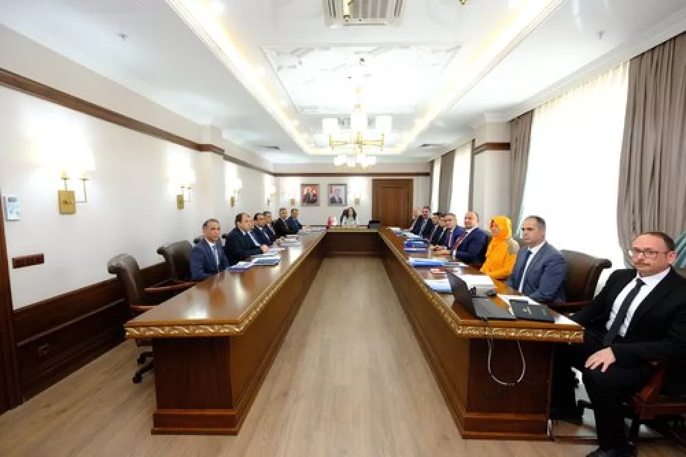 Burdur'da Eğitim Değerlendirme Toplantısı Gerçekleştirildi