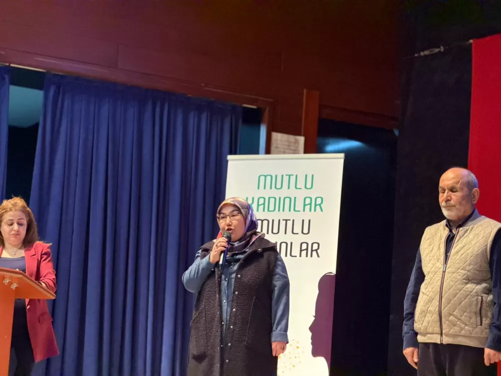 Bucak’ta eğitim ve kişisel gelişim buluşması Oğuz Saygın’dan ilham veren konferans