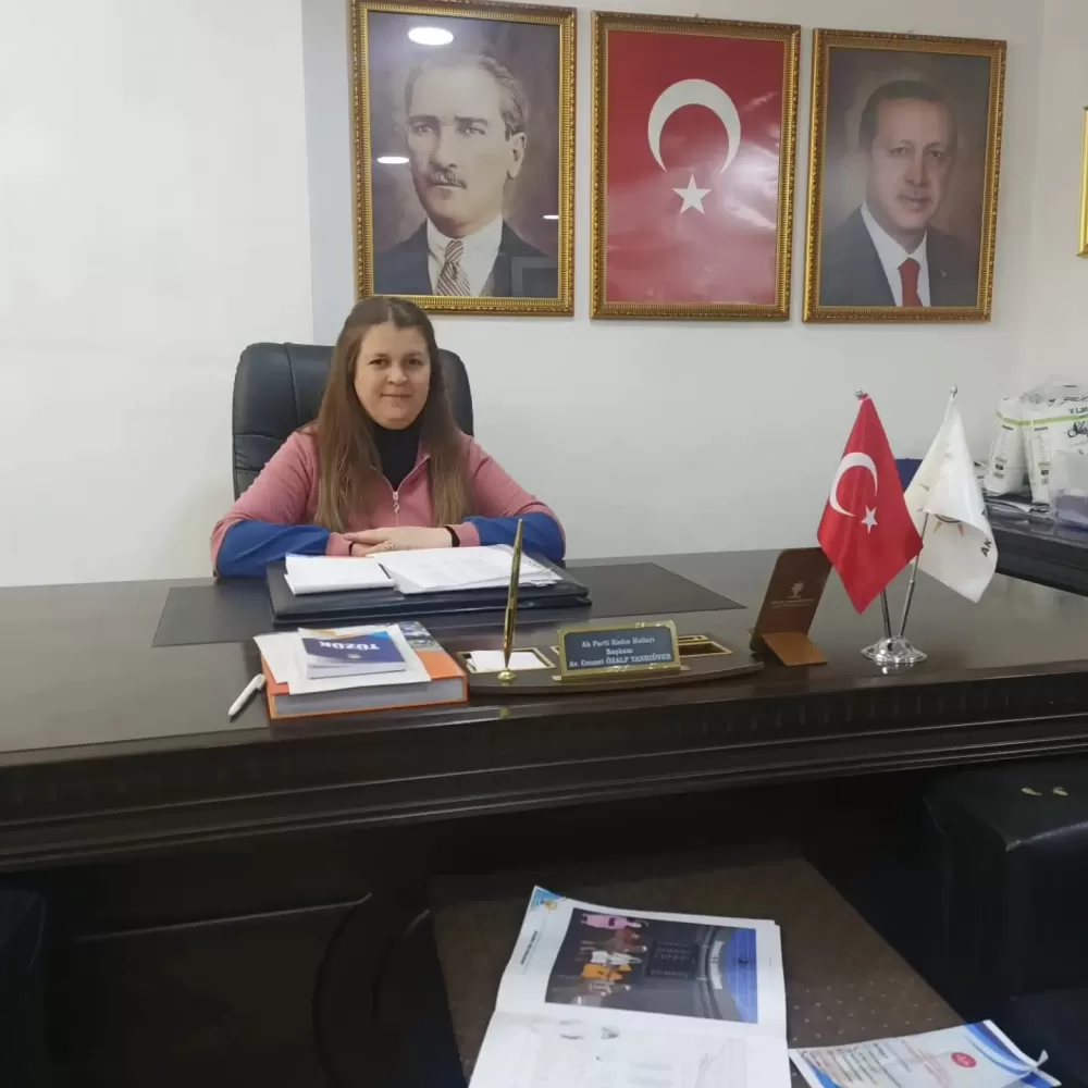 AK Parti Burdur İl Kadın Kolları Başkanlığı'nda Nuray Çakmak Uludoğan Görev Başında