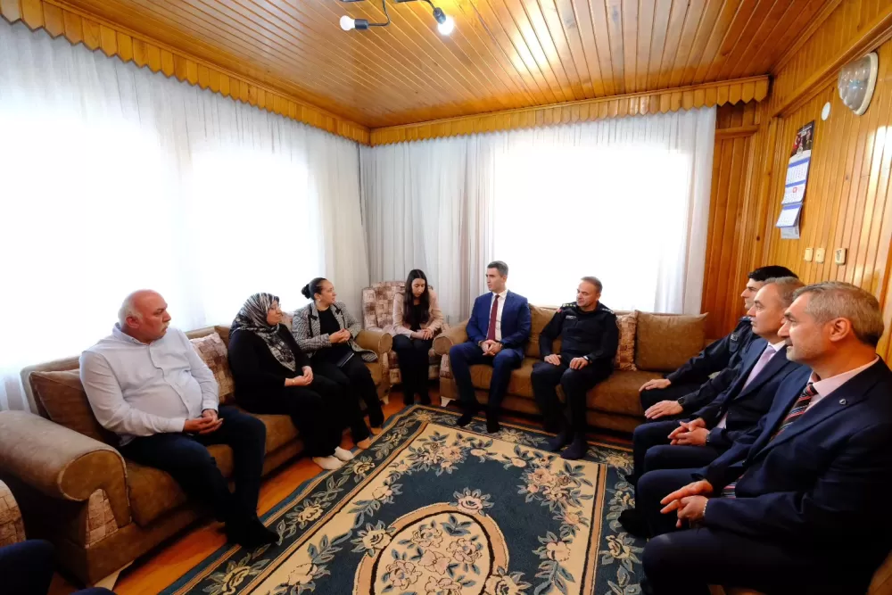 Vali Bilgihan Şehit ve Gazi Ailelerini Ziyaret Etti