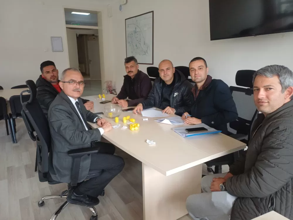 Korkuteli’nde Geleneksel Çocuk Oyunları Heyecanı Eşleşmeler Belli Oldu!