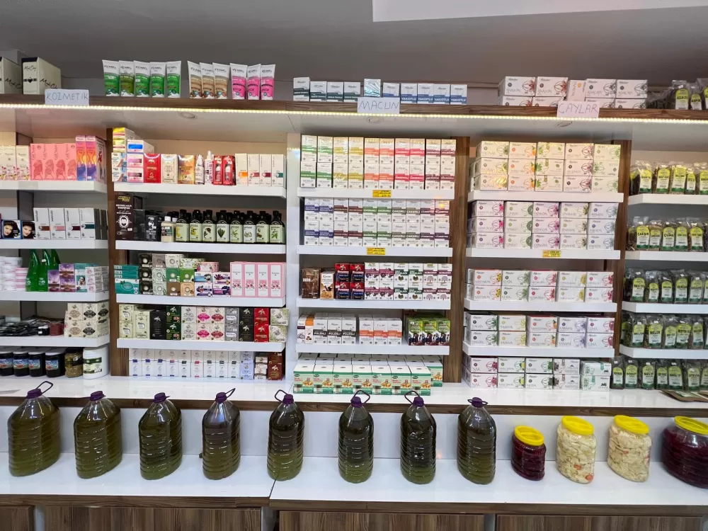 Bucak’ta Aktarzade hizmete açıldı! Açılışa özel %15 indirim