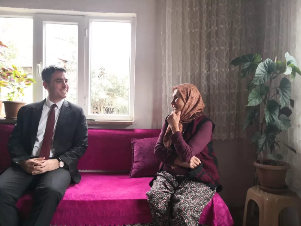 Bucak'ta Yaşlılara Saygı Haftası'na özel anlamlı ziyaret