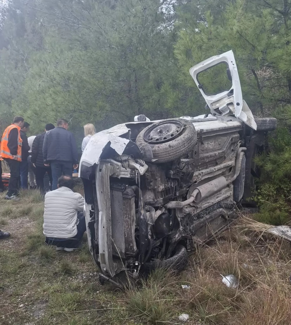 Manavgat   Akseki yolunda kaza 1 ağır 6 yaralı 