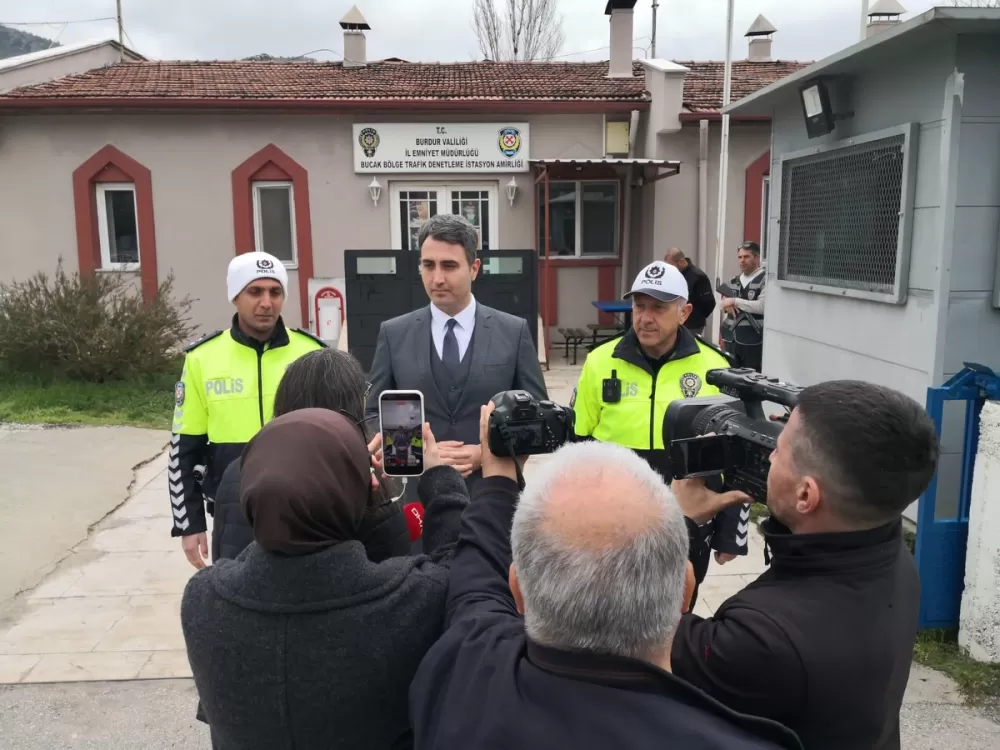 Kaymakam Kuruca'dan bayram mesaisindeki trafik ekiplerine ziyaret