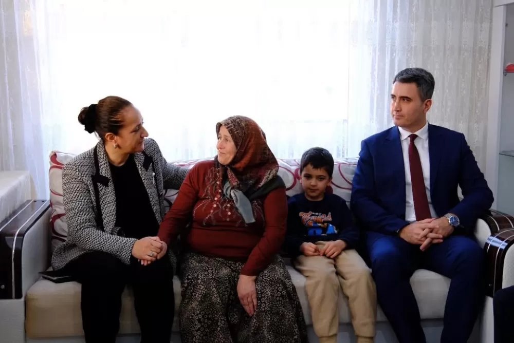 Vali Bilgihan’dan Bucak’ta şehit yakını ve gazilere anlamlı ziyaret