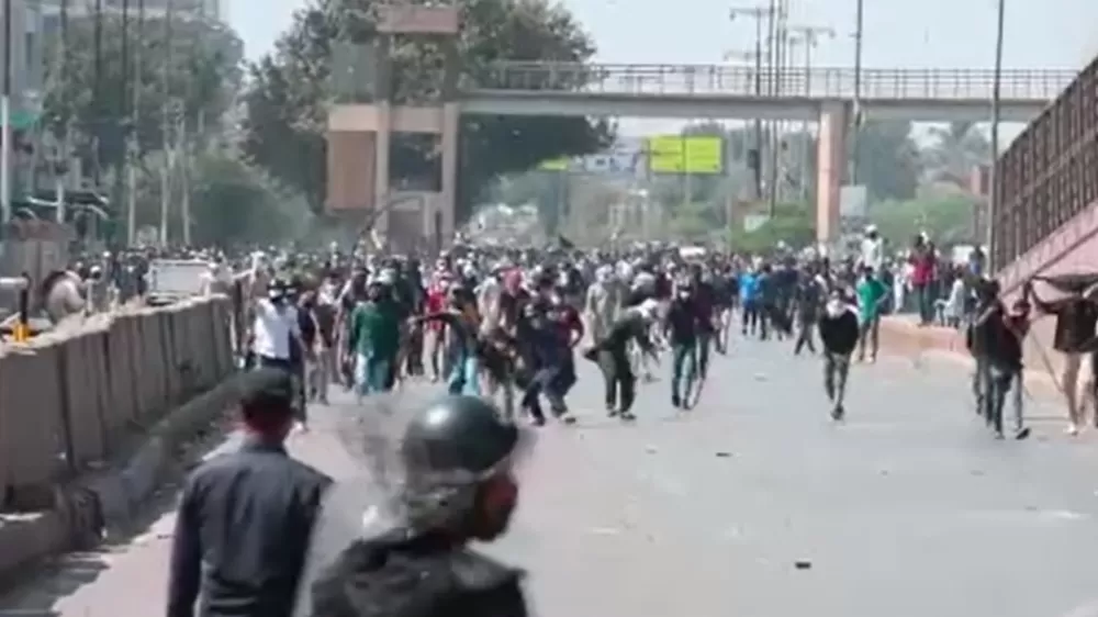 Pakistan'da ABD Konsolosluğu protestolarında 9 can kaybı, 36 yaralı