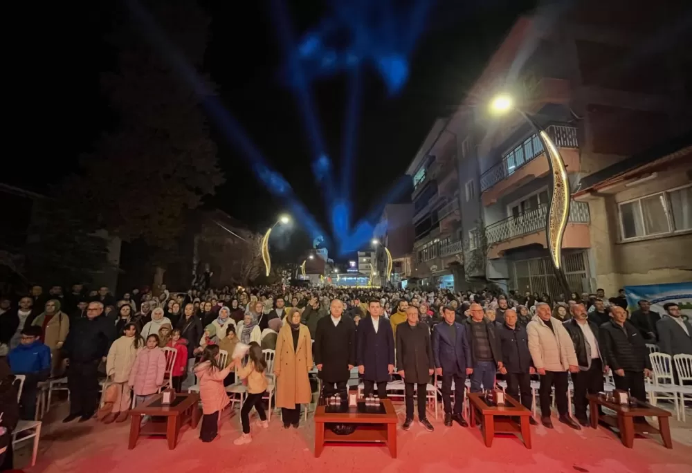 Gölhisar'da Ramazan coşkusu Abdurrahman Önül meydanı doldurdu