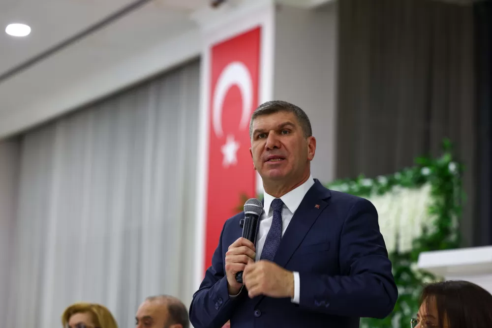 Başkan Ercengiz belediye personeli ile iftarda buluştu