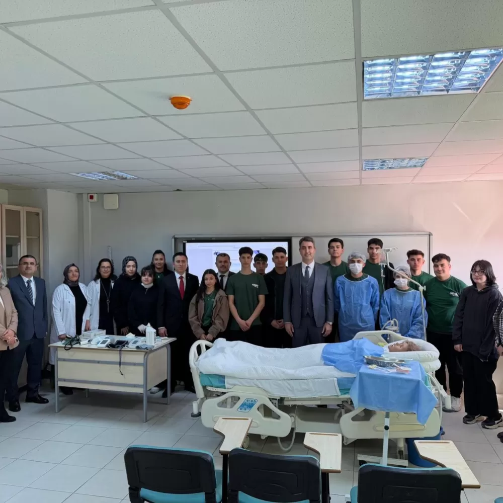 Kaymakam Kuruca’dan mesleki eğitime tam destek Sınıflarda gelecek planları konuşuldu