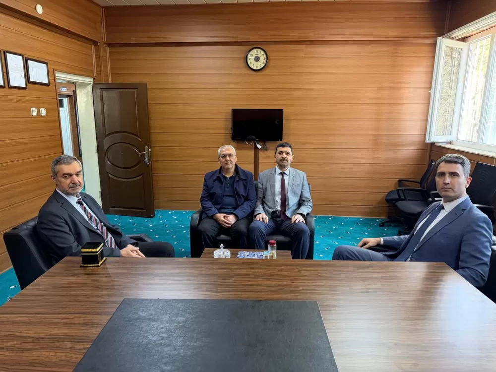 Kaymakam Kuruca’dan Bucak Erkek Yatılı Kur’an Kursu’na ziyaret