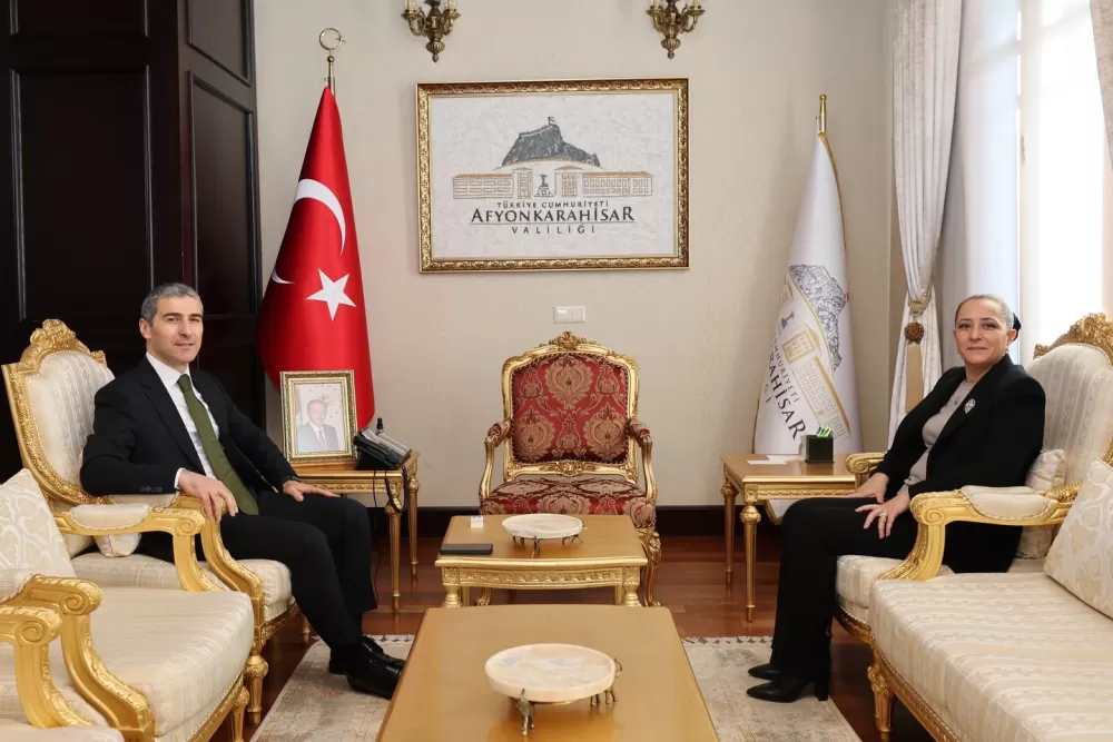 Burdur Valisi Bilgihan'dan Vali Aktaş’a hayırlı olsun ziyareti