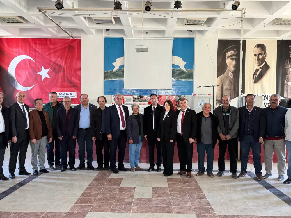 Yeşilova esnafı 'Devam' dedi Esnaf Odası'nda Erhan Sönmez güven tazeledi