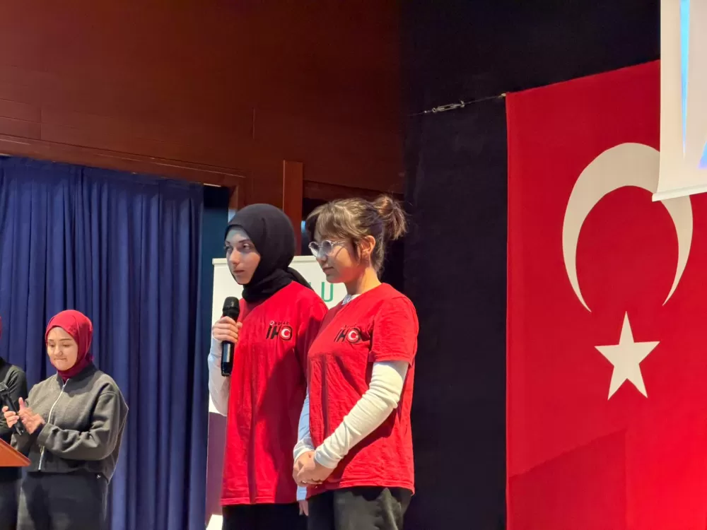 Bucak’ta eğitim ve kişisel gelişim buluşması Oğuz Saygın’dan ilham veren konferans