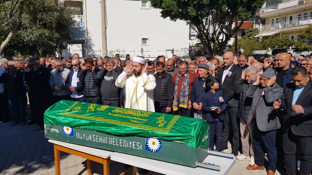 Teknik direktör Engin Fırat son yolculuğuna uğurlandı