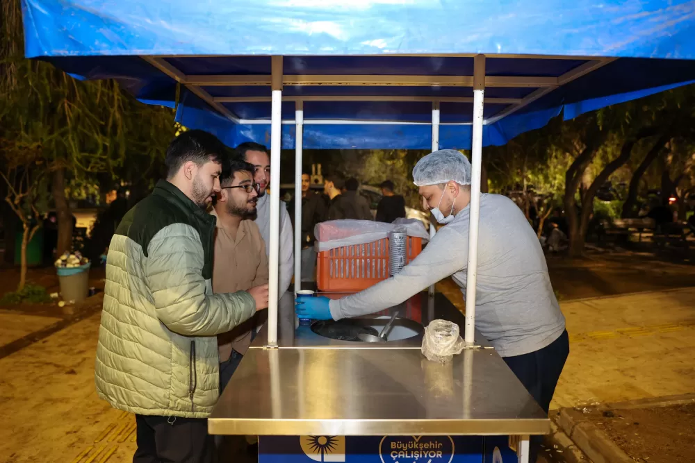 Antalya Büyükşehir Belediyesinden Akdeniz Üniversitesi öğrencilerine sınav desteği