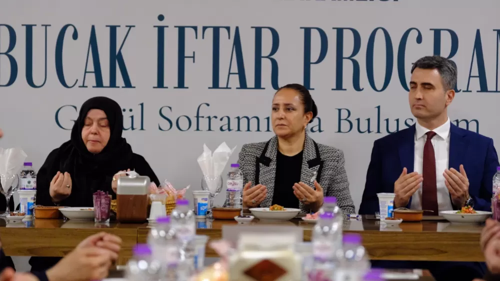 Vali Tülay Baydar Bilgihan, Bucak Kaymakamlığı İftar Programına Katıldı