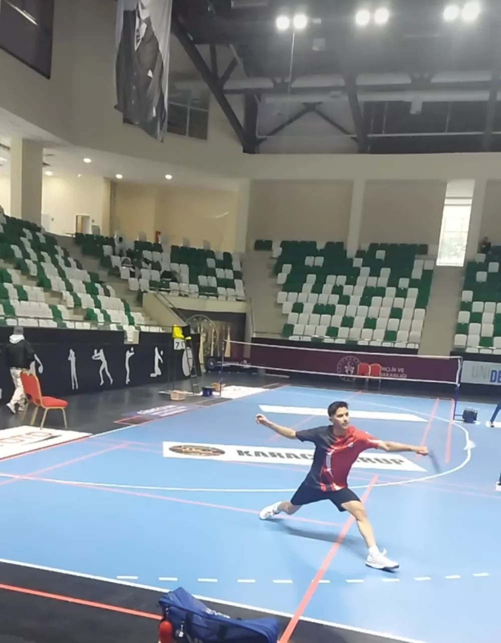 Burdur Lisesi badminton takımı Türkiye beşincisi oldu