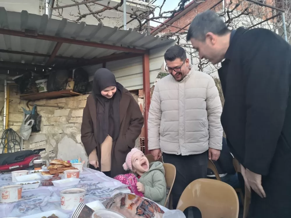 Sanayi Mahallesi sakinleri iftar sofrasında buluştu Kaymakam Kuruca da katıldı