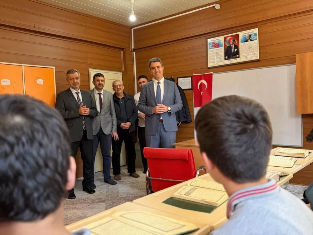Kaymakam Kuruca’dan Bucak Erkek Yatılı Kur’an Kursu’na ziyaret