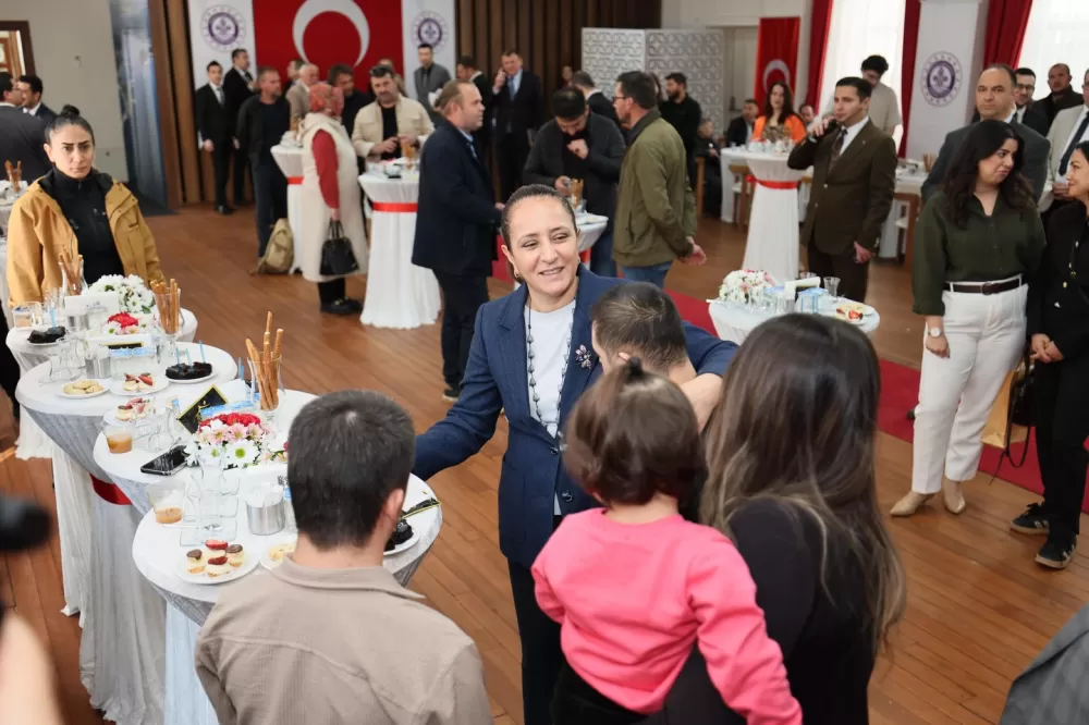 Vali Tülay Baydar Bilgihan Burdur'da geniş katılımlı ziyaretçi kabulü gerçekleştirdi