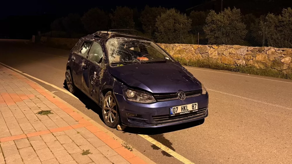 Antalya'da alkollü sürücü 7 metreden uçtu! Burnu bile kanamadı