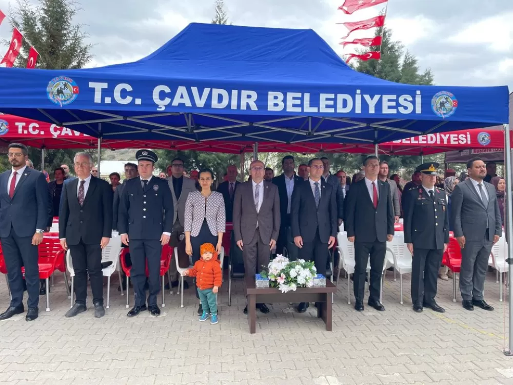 Burdur Çavdır'da 23 Nisan Coşkusu TOKİ Ortaokulu'nda Yaşandı