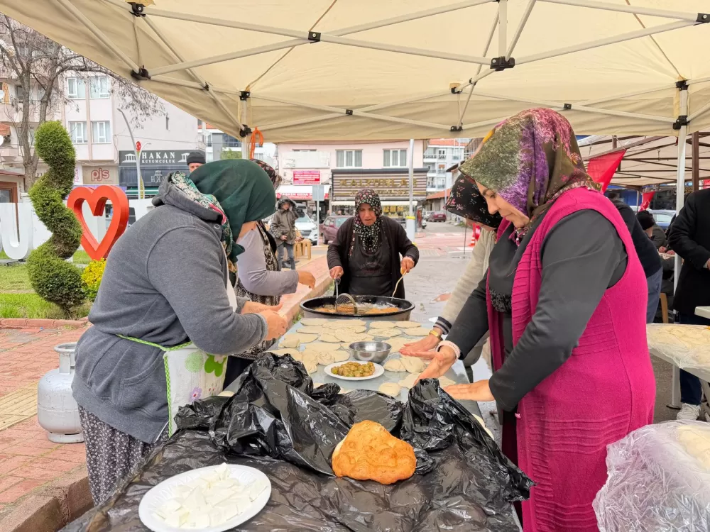 Alparslan Türkeş Bucak'ta unutulmadı! Vefatının 29. yılında dualarla andı