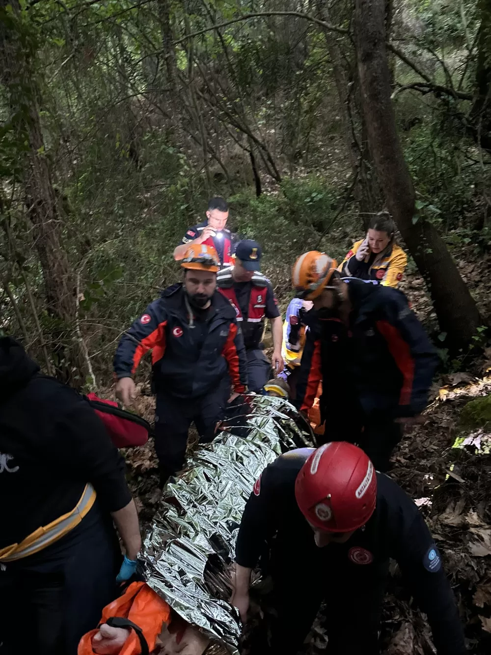 Antalya’da 80 Metrelik Uçurumdan Kurtarıldı