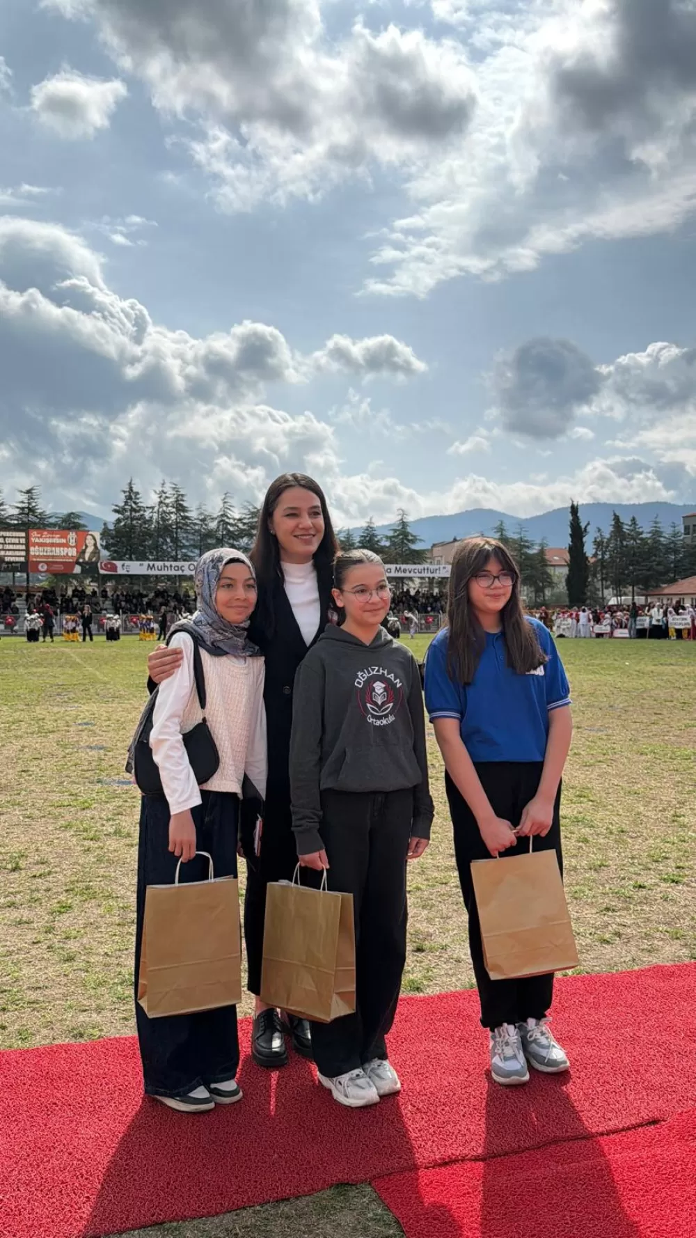 Bucak’ta 23 Nisan coşkusu 106. Yıl dolu dolu kutlandı