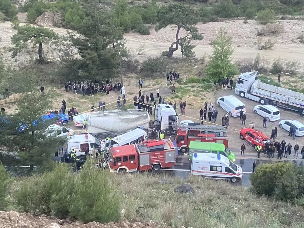 Burdur Bucak feci kaza Yaşamını yitirenlerin isimleri belli oldu 