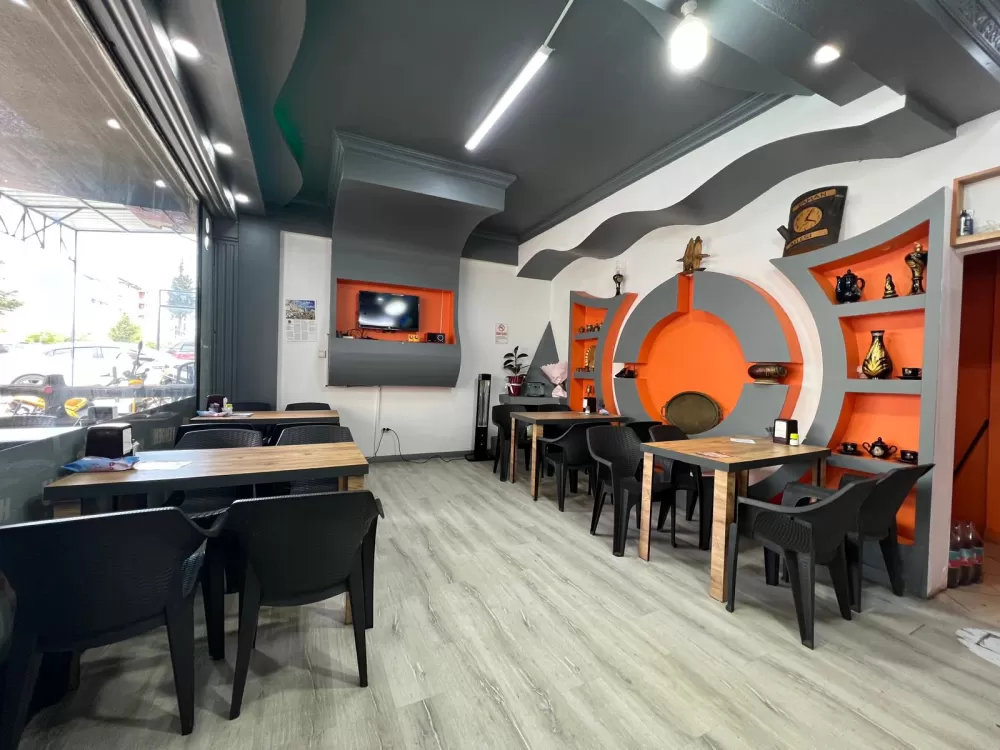 Bucak’ta Acar Fast Food Yenilenen Yüzüyle Açıldı