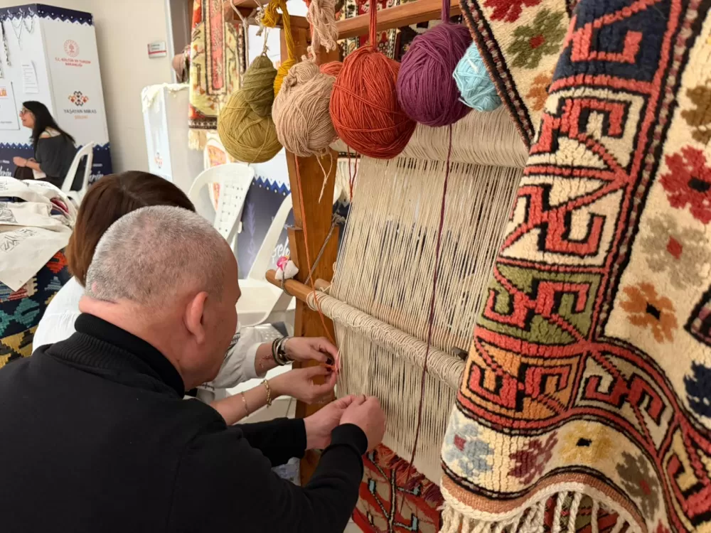 Burdur'da yaşayan miras coşkusu! 50 sanatçı geleneksel kültürü geleceğe taşıyor