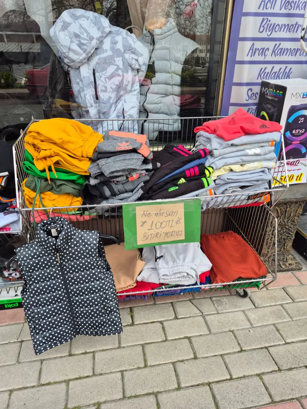 Bengü Tekstil'de Fiyatlar Yarıya Düştü