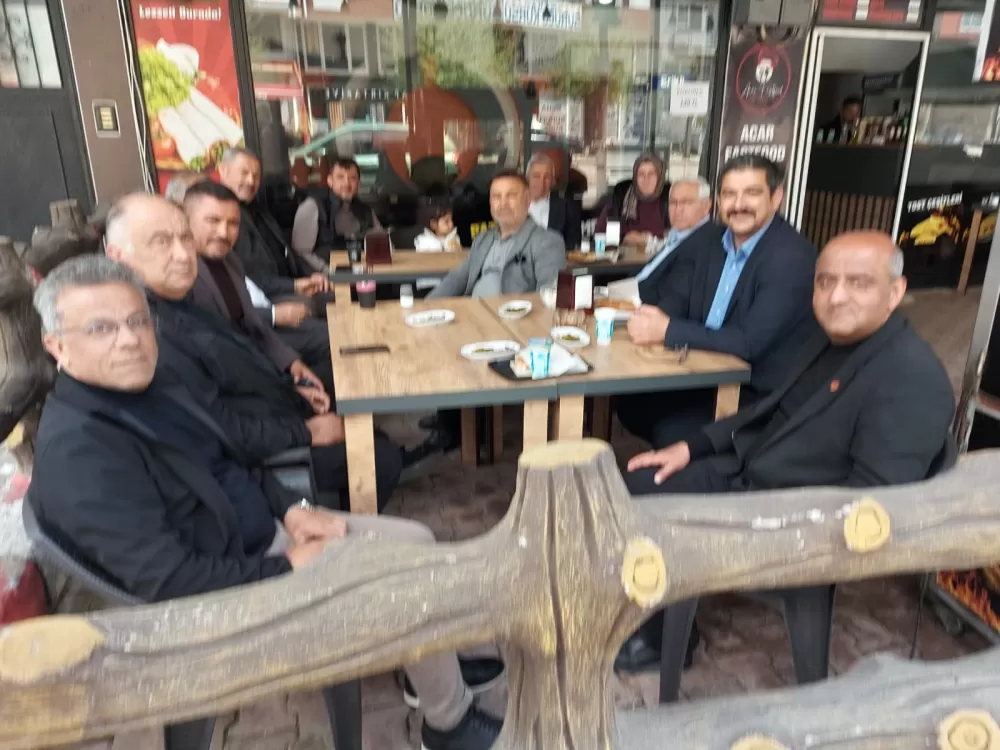 Bucak’ta Acar Fast Food Yenilenen Yüzüyle Açıldı