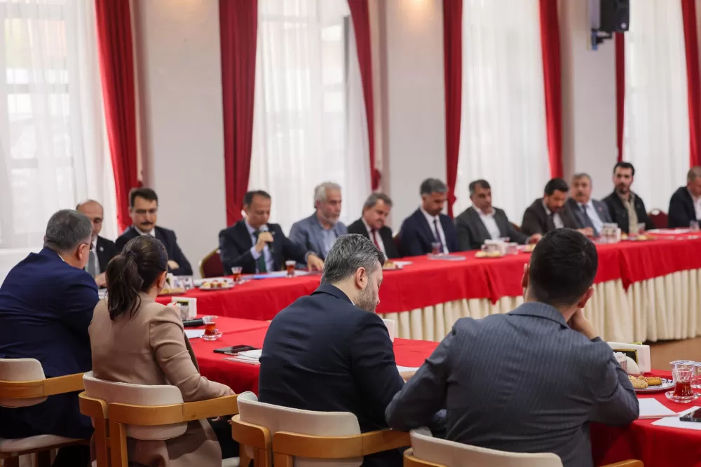 Burdur’da Gençlerin Eğitimi Masaya Yatırıldı