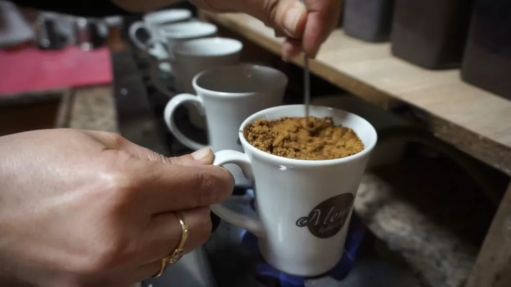 Burdur'un 50 yıllık şifalı mirası Çörekotu kahvesi