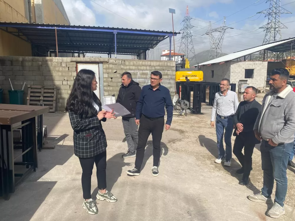 Başkan Hülya Gümüş sahada! Bucak'ta belediye projelerine yerinde inceleme