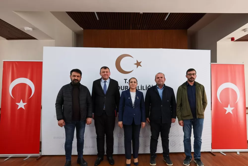 Vali Tülay Baydar Bilgihan Burdur'da geniş katılımlı ziyaretçi kabulü gerçekleştirdi