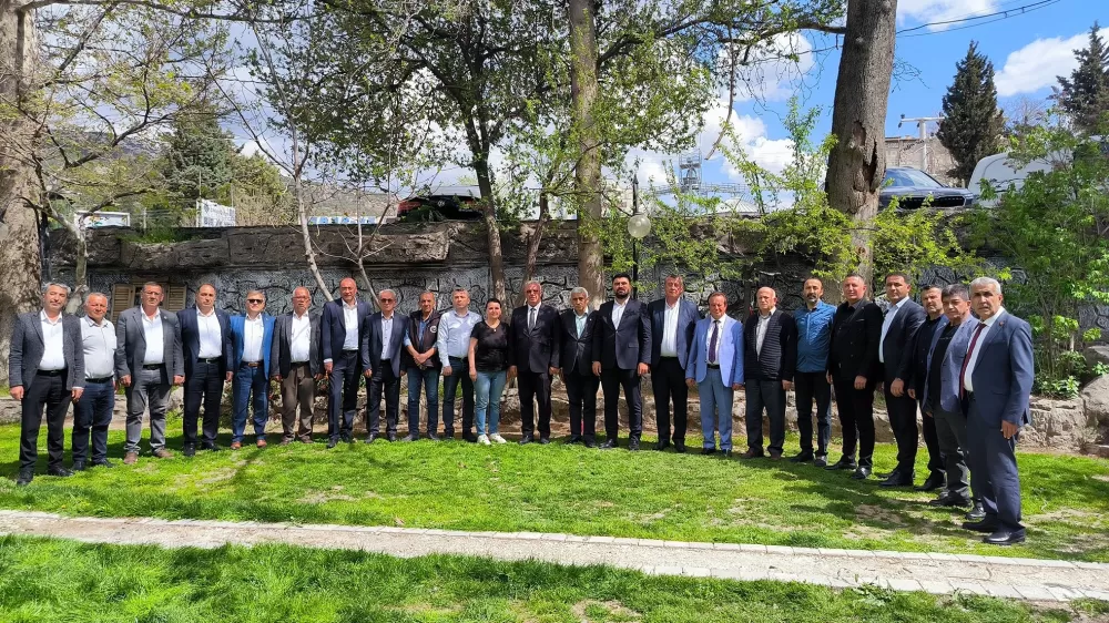 Burdur'da Seçim Öncesi Güç Gösterisi: 21 Oda Aynı Masada