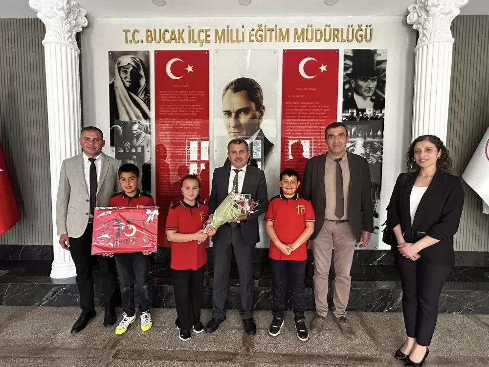 23 Nisan’da Bucak’ta temsili devir Öğrenciler Milli Eğitim Müdürü oldu