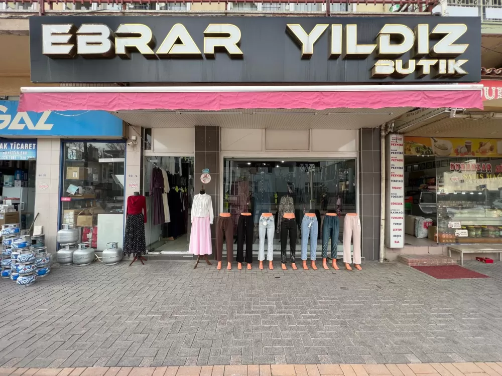 Ebrar Yıldız Butik’ten 4. yıla özel bahar kampanyası %50’ye varan indirim başladı