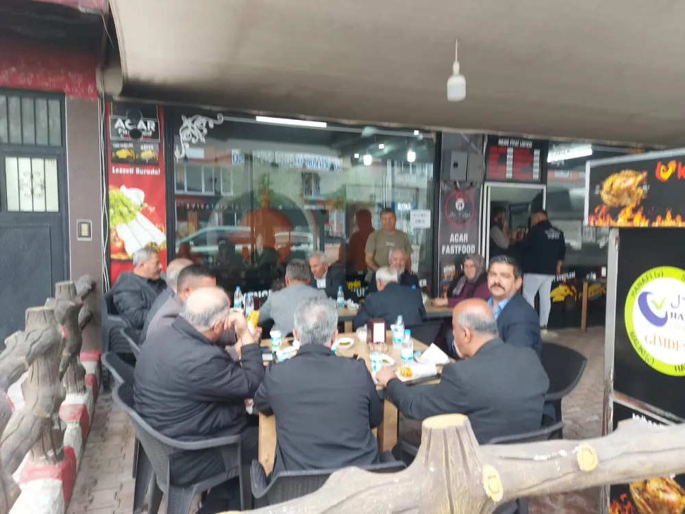 Bucak’ta Acar Fast Food Yenilenen Yüzüyle Açıldı