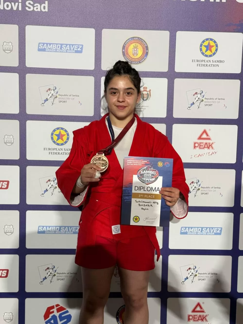 Bucaklı Milli Sporcu Ceylin Başarır Avrupa’dan Madalyayla Döndü