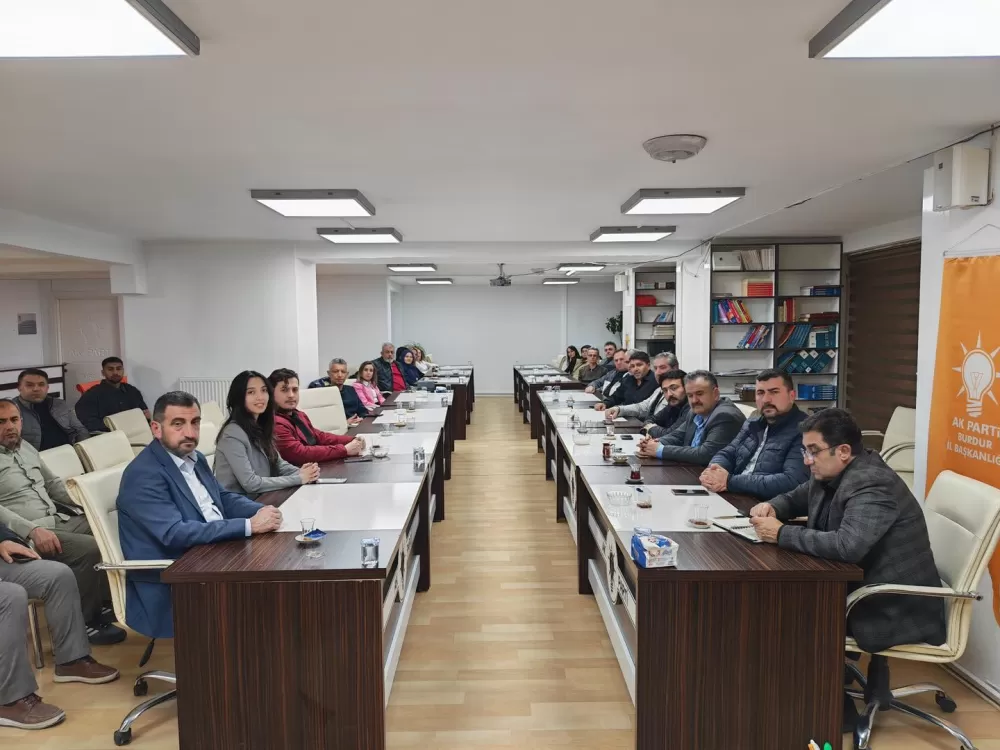 AK Parti Burdur’da Haftalık Toplantı Yapıldı